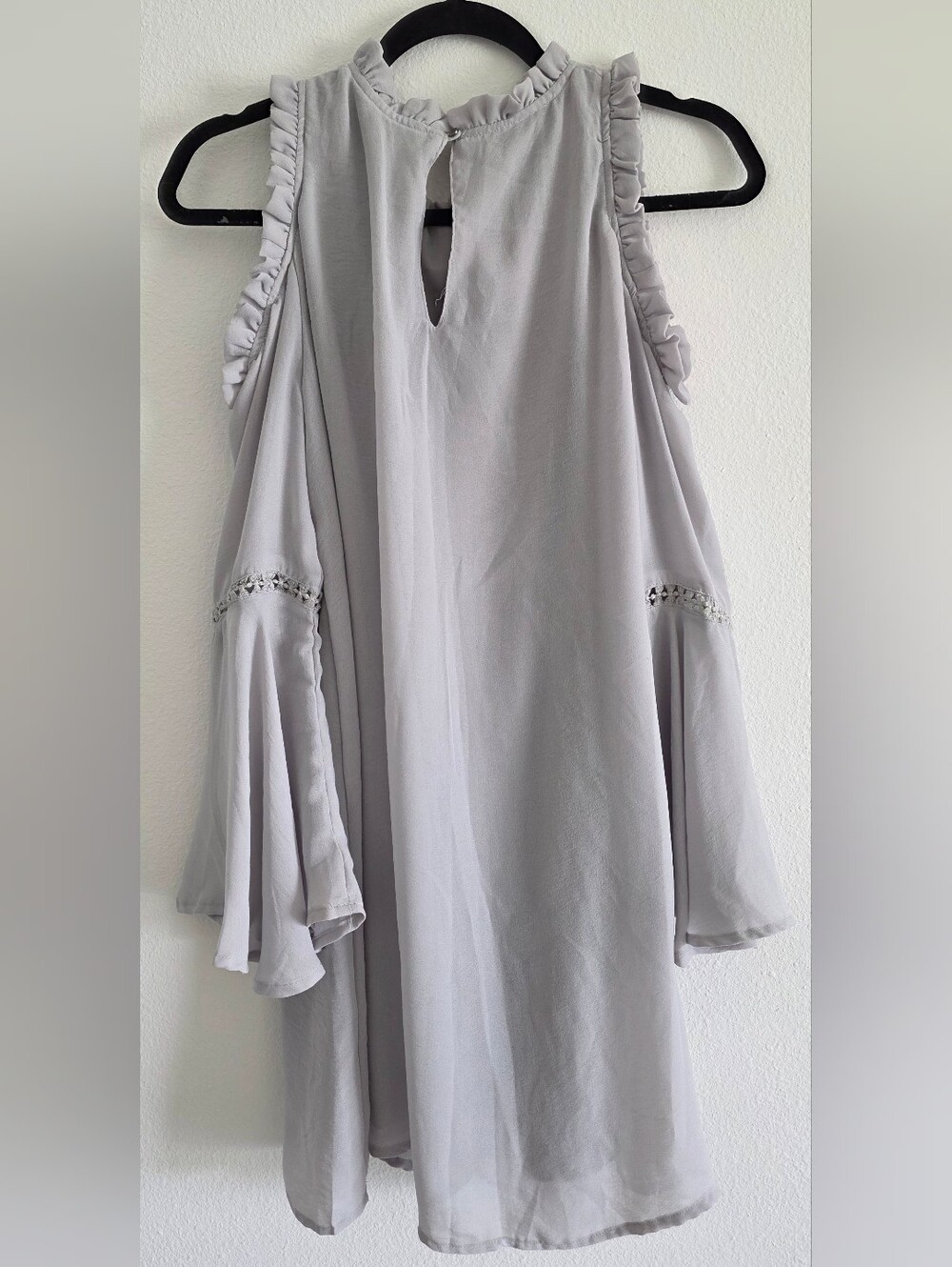 PPLA Light Gray Ruffle Cold-Shoulder Tunic - Picture 11 of 14